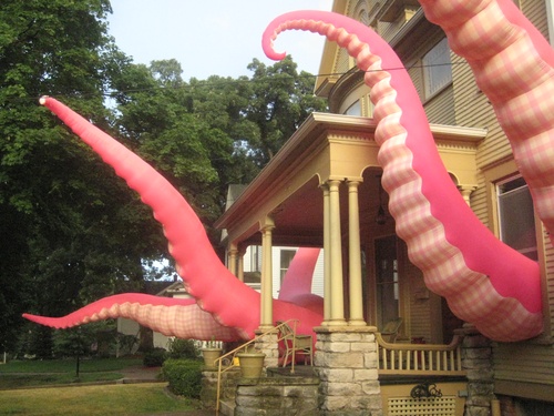 Kraken tentacles on 1222 Mulberry Ave Muscatine Iowa
